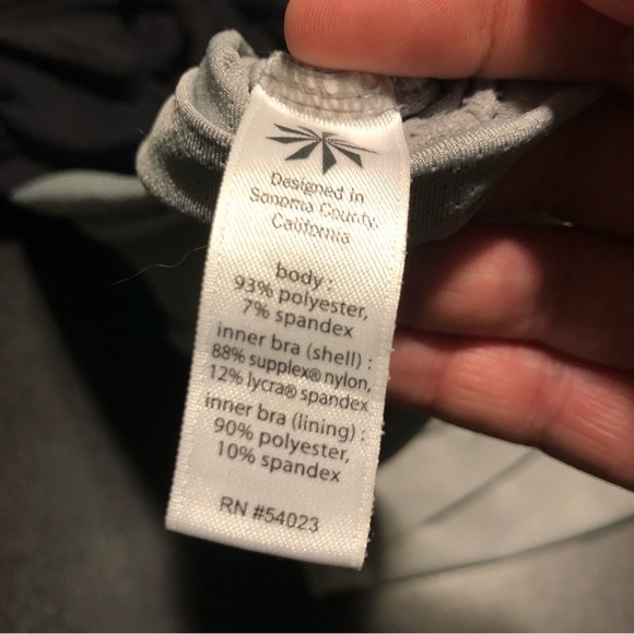 ATHLETA White Black Strappy Tank Top Athletic Built in Sports Bra Womens Medium - Picture 6 of 7